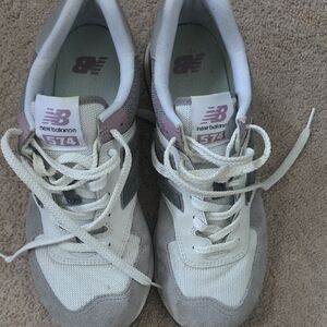 New Balance Women's 574 Sneakers - White and Purple